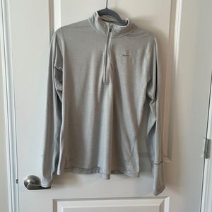 Nike dry fit pull over